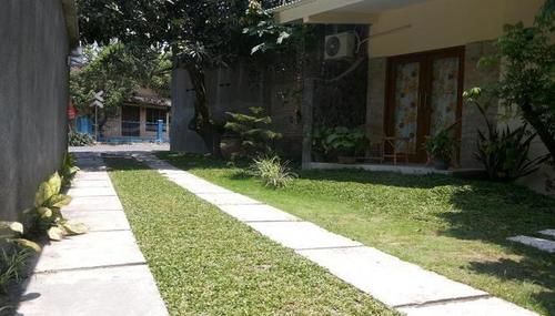 Beto Guesthouse Kalasan Exterior foto